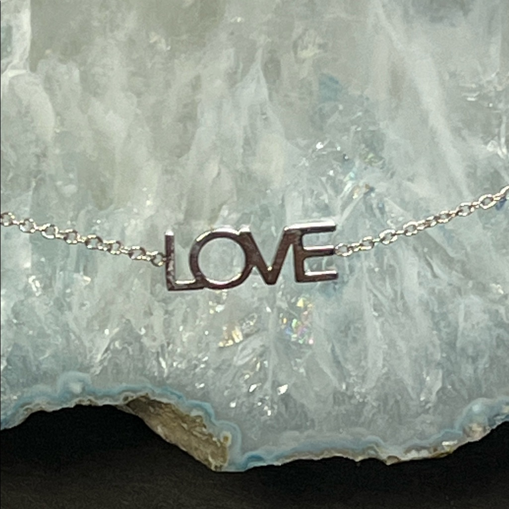 Nwt Maya Brenner Silver-Tone “Love” Bracelet From Fff — image 5 of 8